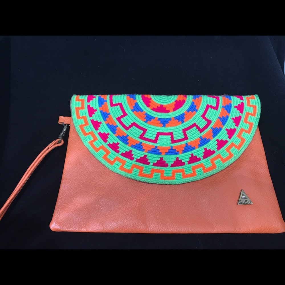 Susu wayuu style clutch